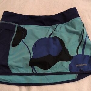 Patagonia Teal and Navy Floral Skirt